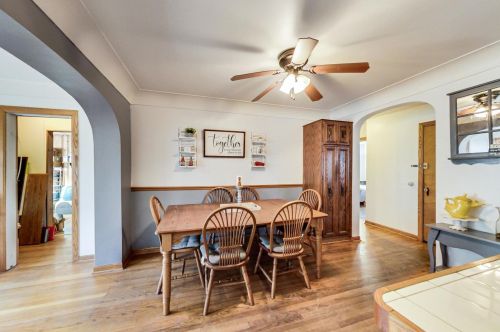 6550 Ebinger Dr, Niles IL 60714-4435 exterior