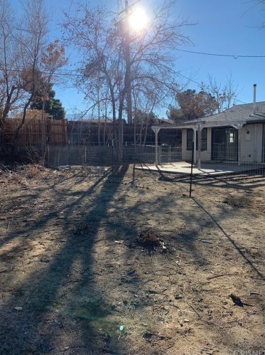 13118 Avenue, Pearblossom, CA 93553-3200