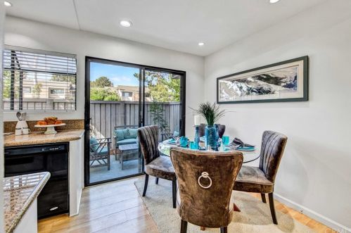 279 Streamwood, Irvine CA  92620-1944 exterior