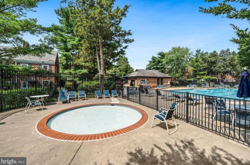 3048 Abingdon St, Arlington VA  22206-1627 exterior