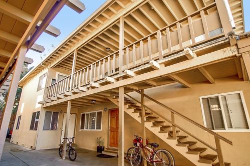 1720 48th Ave, Capitola, CA 95010-2860
