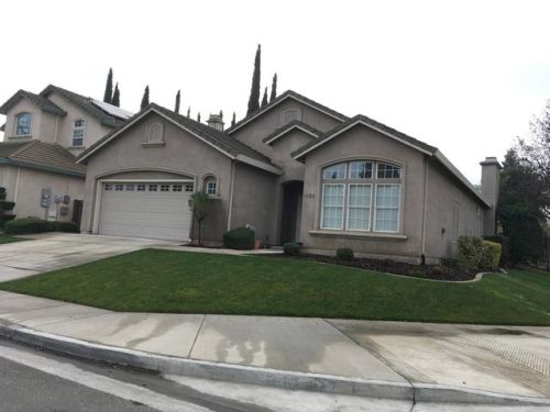 1490 Claremont Dr, Tracy, CA 95376-8328