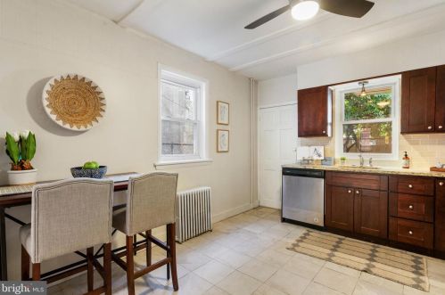 1410 16th St, Philadelphia PA  19146-4710 exterior