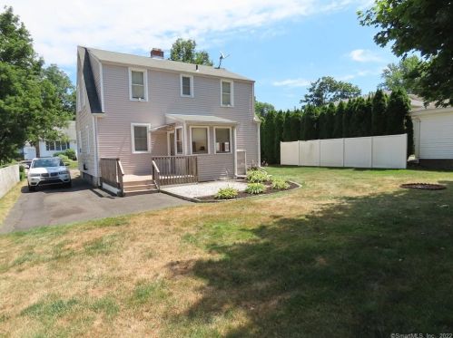 45 Mckenzie St, Middletown, CT 06457-4620