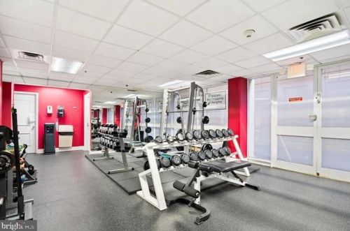2001 Hamilton St, Philadelphia PA  19130-4298 exterior