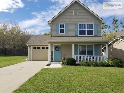 1708 Elderberry Ln, Ottawa, KS 66067-7502