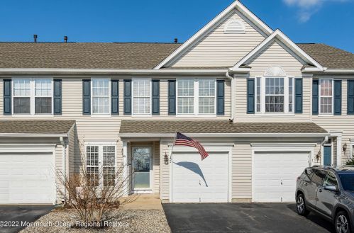 2 Skimmer Ln, Berkeley Township, NJ 08721-2059