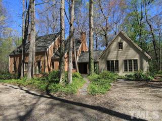 8412 Camellia Dr, Raleigh, NC 27613-1318