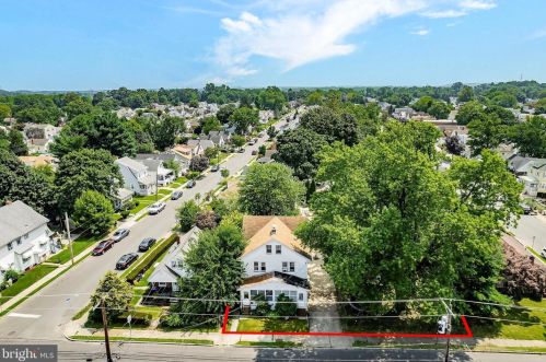 887 Lalor St, Trenton NJ  08610-6558 exterior