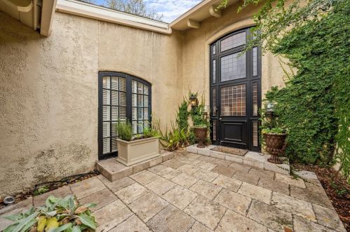 4342 Cochran Chapel Cir, Dallas, TX 75209-2026