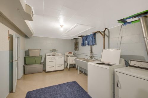 748 8th Ave, Saint Paul MN  55112-2728 exterior