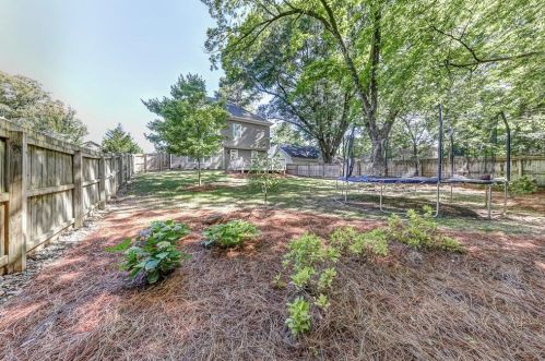 2554 Edwards Dr, Atlanta GA  30318-1111 exterior