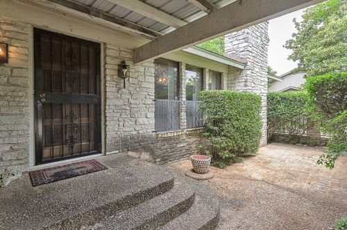 304 Blue Rdg Trl, Austin TX  78746-4538 exterior