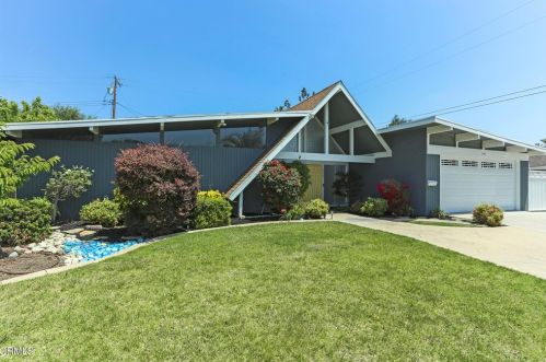 348 Poppy Ln, Glendora, CA 91741-3831