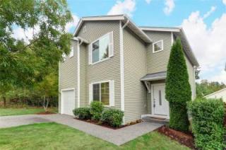 1704 250th Ct, Redmond, WA 98075-6074