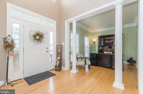 169 Colonial Dr, Charles Town WV 25414-4920 exterior