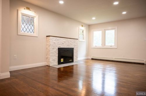 423 Forest Ave, Teaneck NJ  07666-2773 exterior