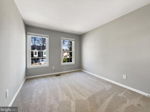 9109 Lake Braddock Dr, Springfield VA  22015-2136 exterior