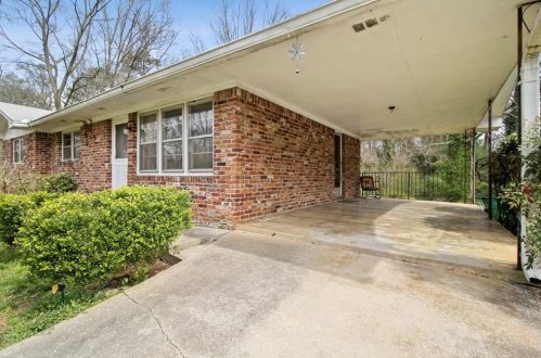 965 Mell Ave, Clarkston, GA 30021-1136