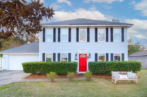 1462 Hidden Bridge Dr, Mount Pleasant, SC 29464-9704