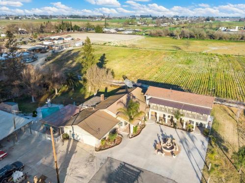 4136 Lander Ave, Turlock, CA 95380-9754
