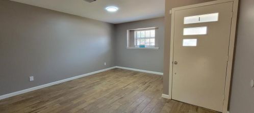 224 Pine Hill Dr, Conroe TX  77301-4040 exterior