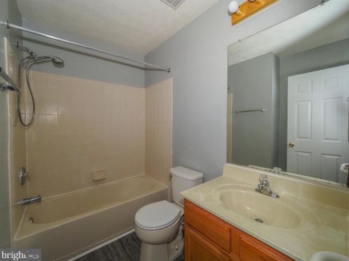 250 Woodland Green Way, Aberdeen MD  21001-2945 exterior