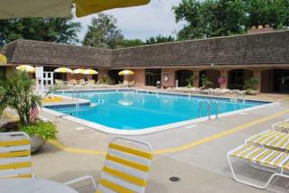 52303 Delaire Landing Rd, Philadelphia PA  19114-5339 exterior