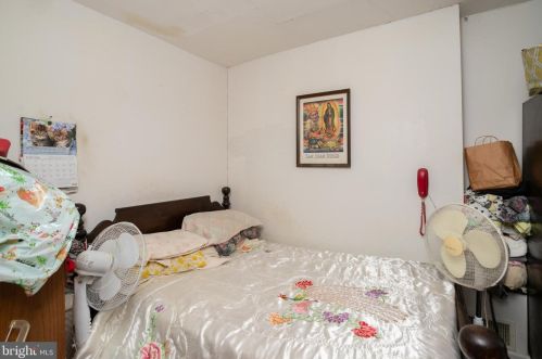 864 Broad St, Trenton NJ 08610-6008 exterior