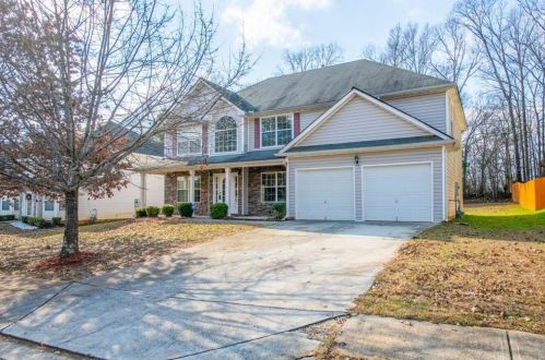 105 Oak Terrace Dr, Porterdale, GA 30016-0239