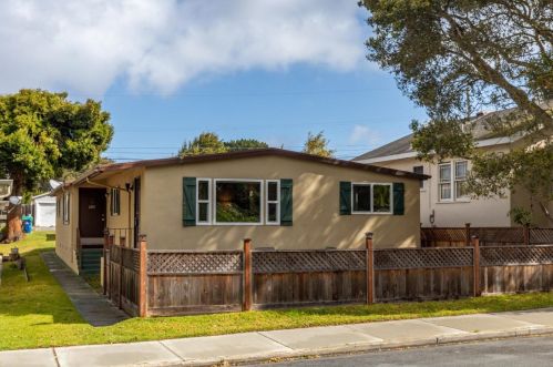 446 Sinex Ave, Del Monte Park, CA 93950-4553