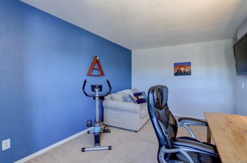 6067 Quatar Way, Aurora CO 80016-7134 exterior