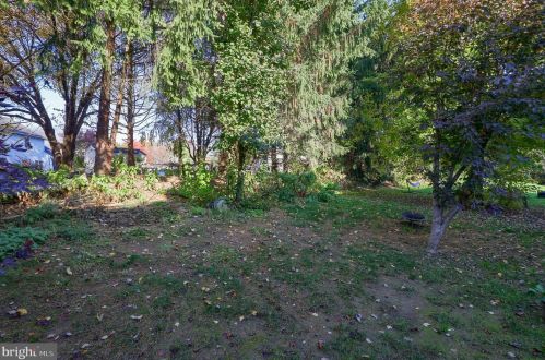 10 Townsend Ct, Lancaster PA  17603-6799 exterior