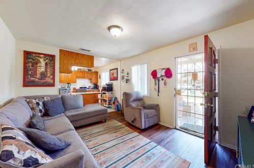 18952 Center Ave, Orange, CA 92869-3523