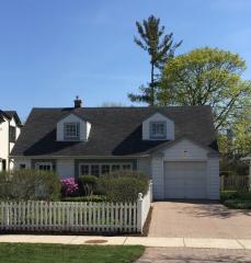9 Overlook Dr, Golf, IL 60029-3001