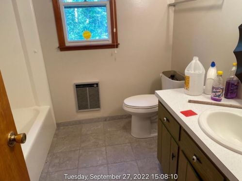 23 Bradford Rd, Westerly RI  02808-1428 exterior