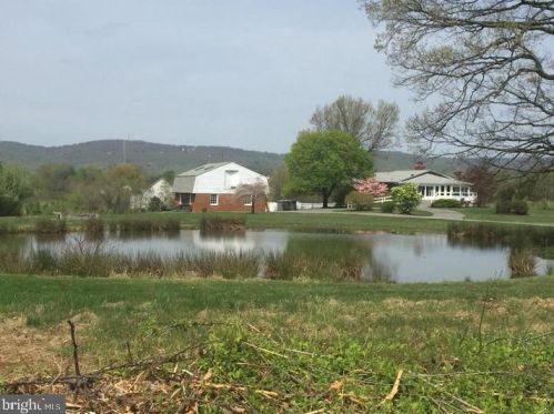 2630 Logmill Rd, Haymarket, VA 20169-1216