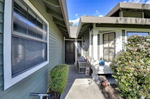 9204 Newington Way, Elk Grove, CA 95758-4427