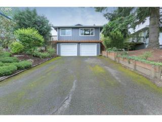 1736 Miles St, Portland, OR 97219-2737