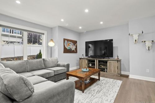 20 Lower Rocks Ln, Norwalk CT  06851-2002 exterior