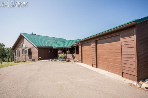 546 Ridge Dr, Divide, CO 80814-9121