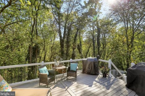 101 Shatto Dr, Carlisle PA  17013-2120 exterior