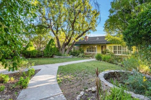 3938 Vista Ct, Glendale, CA 91214-1648