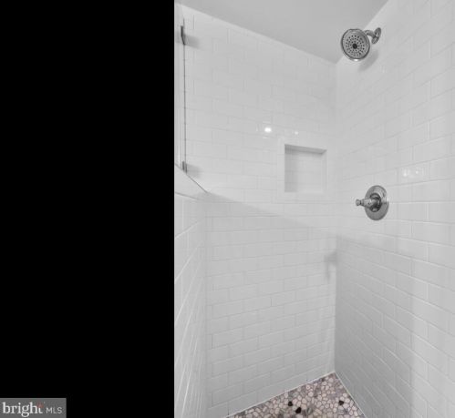 1023 Carson St, Silver Spring MD 20901-1814 exterior