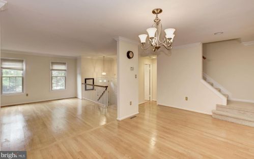 7748 Shootingstar Dr, Springfield VA  22152-3102 exterior