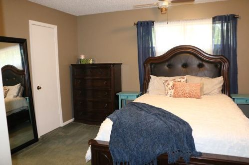 1015 Stevens Ave, Conroe TX  77301-1751 exterior