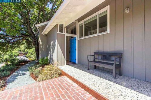 14 Scenic Ct, Orinda, CA 94563-3410