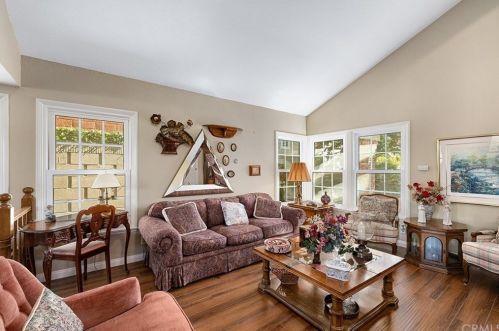 3 Descanso, Irvine CA  92620-1843 exterior