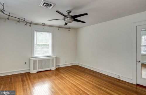 104 Treaty Elm Ln, Tavistock NJ 08033-3413 exterior