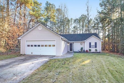 135 Mountain Ct, Porterdale, GA 30016-7107